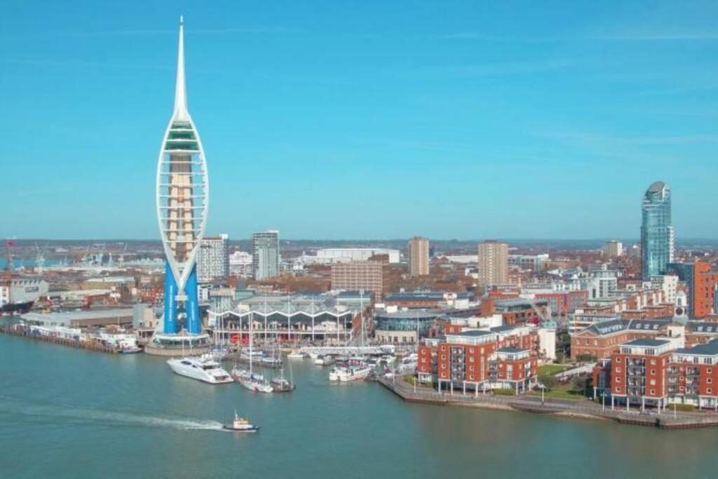 Portsmouth Urban Havenアパートメント エクステリア 写真