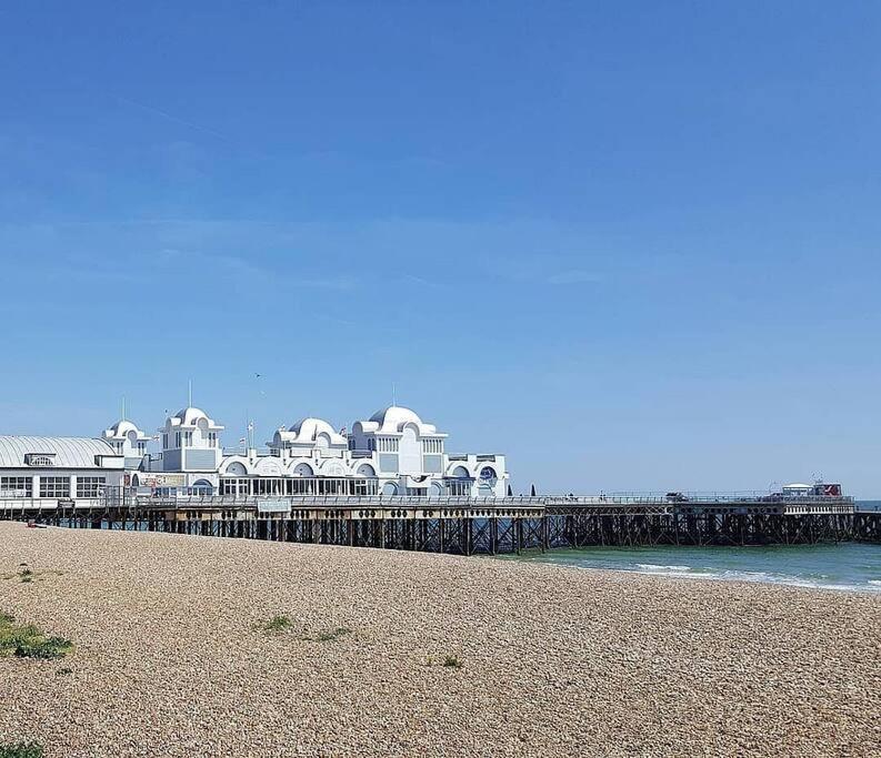 Portsmouth Urban Havenアパートメント エクステリア 写真